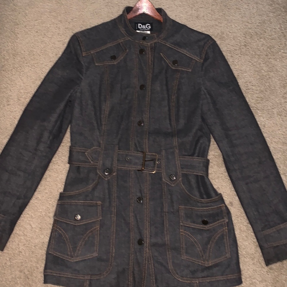 DOLCE & GABBANA Gorgeous jacket!! Excellent condition! Warm and Cool‼️‼️
